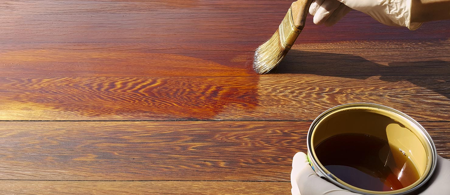 Entretien terrasse bois zoom sur la protection des bois exotiques